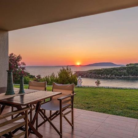 Villa Idyle - Beachfront Residence Tragana  Exterior photo